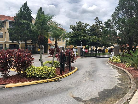2nd image of 18001 Richmond Place Dr APT 520