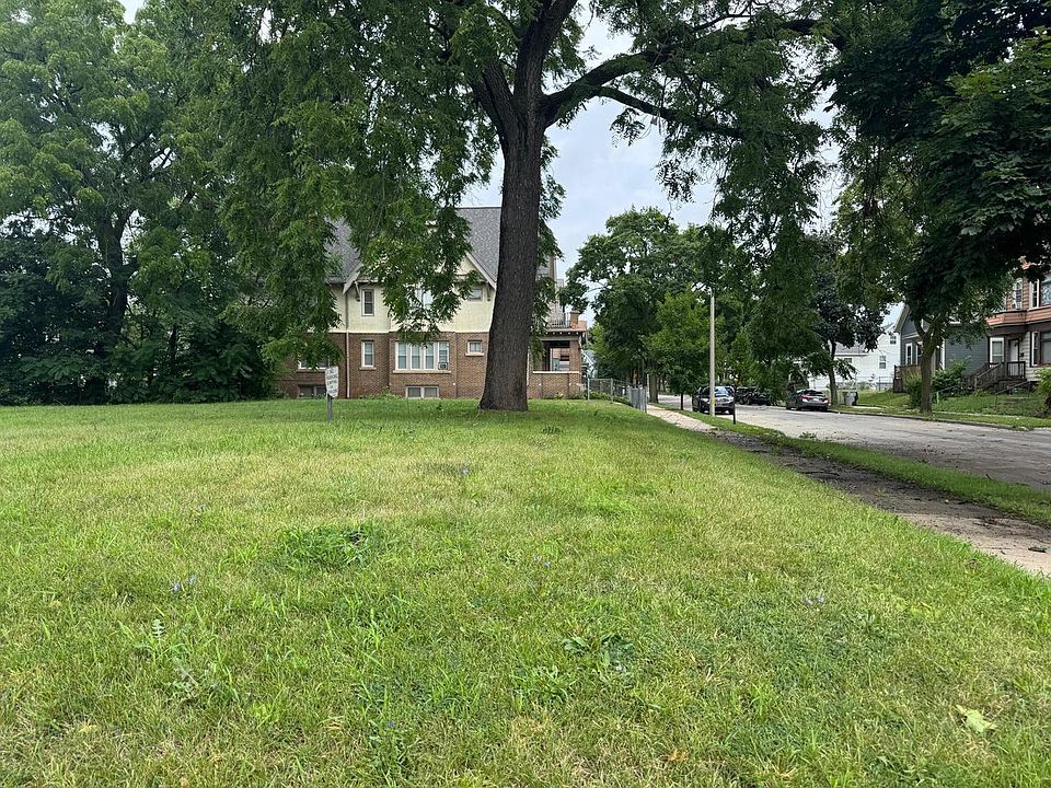 2nd image of 2511 N 15TH STREET