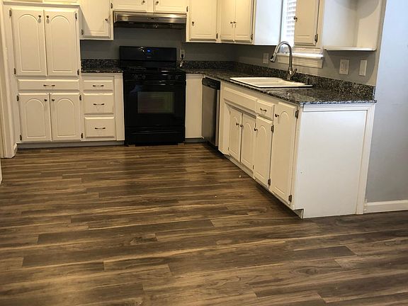 2nd image of 9904 N Georgia Ave