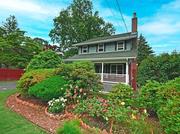1 Madeline Place, Glen Cove, NY 11542
