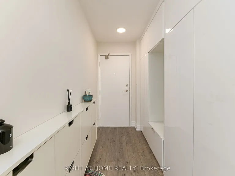 24 Southport St #853 — Photo 3