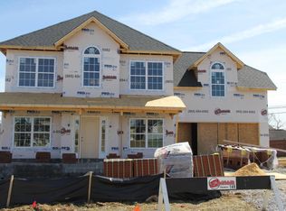 1824 Mahogany Wood Trl, Knoxville, TN 37920