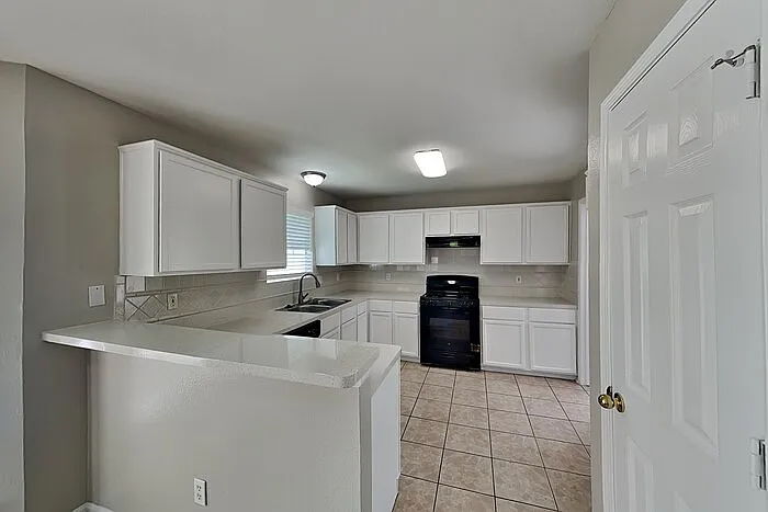 25622 Oakridge Forest Ln — Photo 8