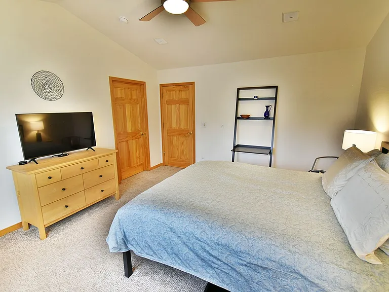 172 Robin Dr — Photo 38