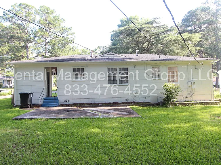 201 Rose Dr — Photo 14