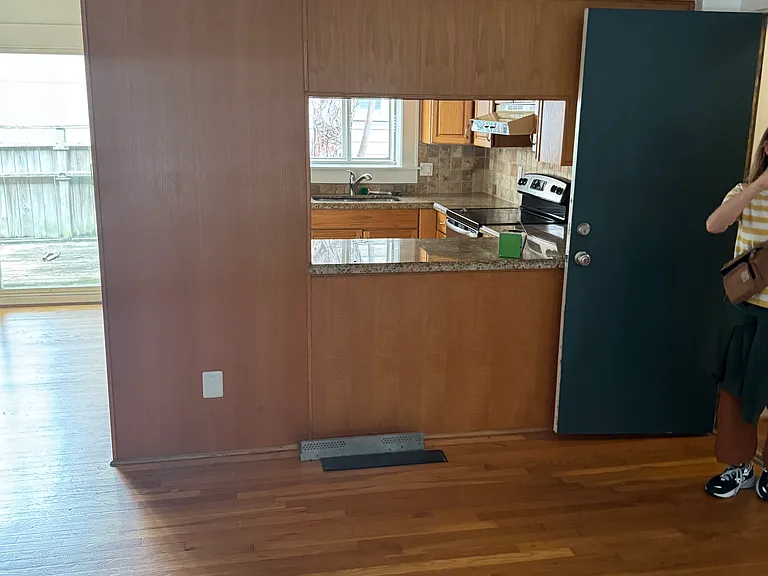 1214 Bartlett St #15 — Photo 2