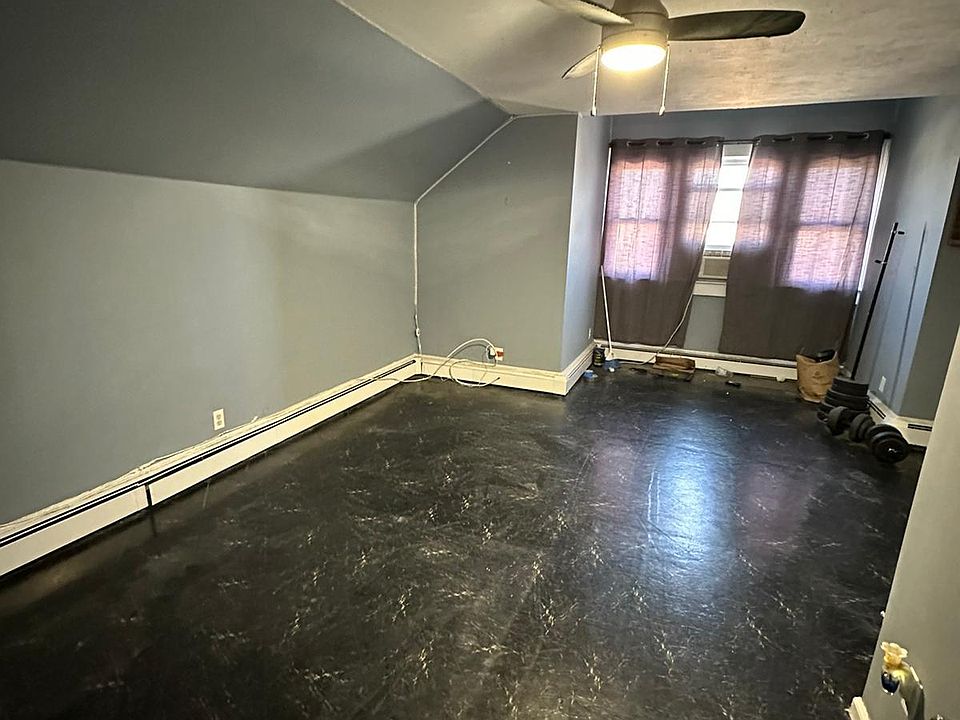 1st image of 9802 160th Ave #2