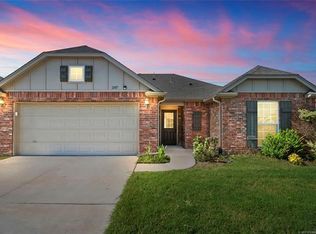 12017 E 109th Pl N, Owasso, OK 74055