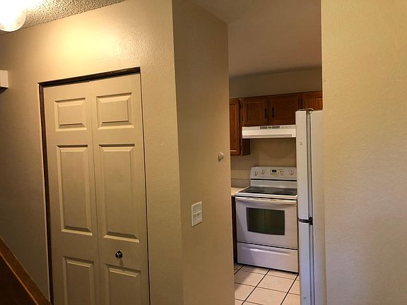 Entry Closet / Kitchen