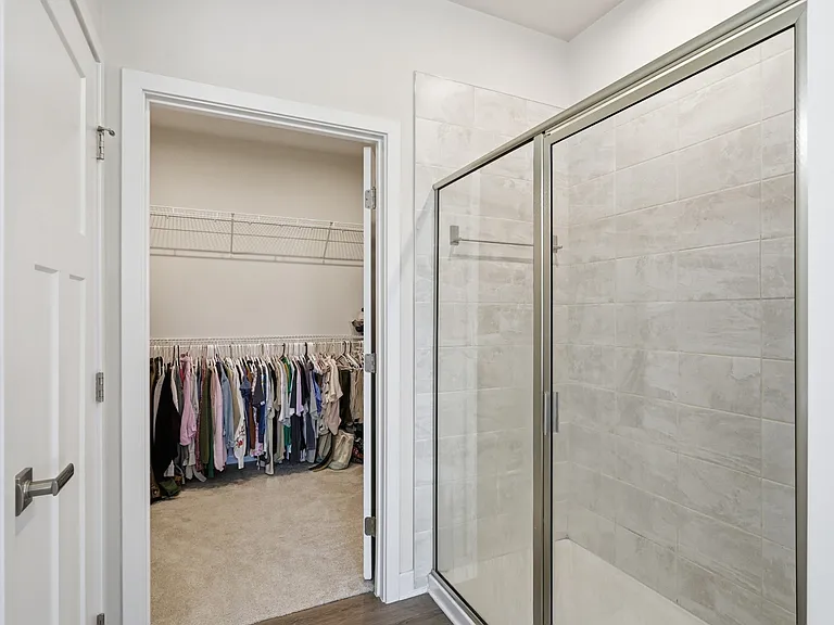 380 Camargue Ct — Photo 9
