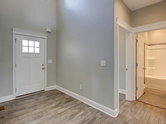 4th image of 2609 Browning Way