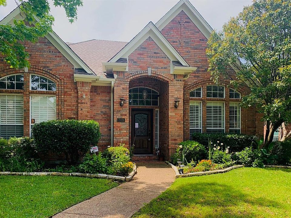 1st image of 209 Pecan Hollow Dr