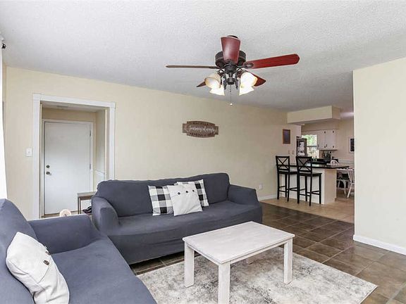 5th image of 4418 Ellysee Way