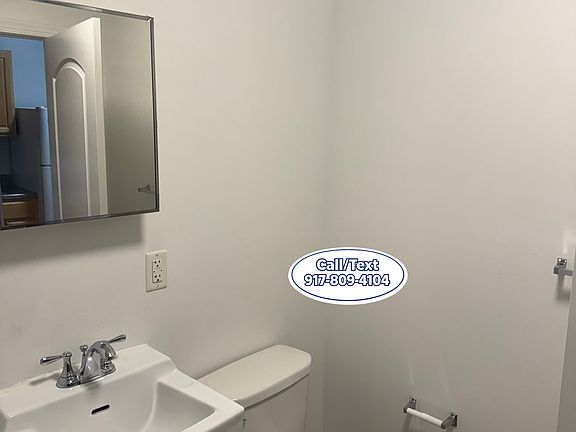 3rd image of 53 Morris St #8B