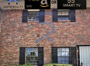 3 bed, 2.5 bath, 1536 sqft, $1,300, Union City, GA 30291