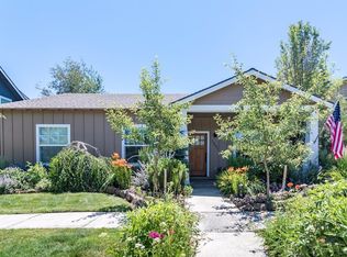 20651 White Dove Ln, Bend, OR 97702