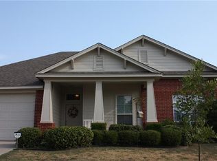 222 Water Oak Ln, Weatherford, TX 76086