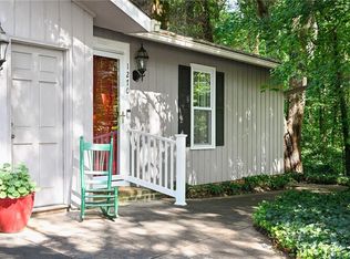 1270 Yorkshire Rd, Winston Salem, NC 27106