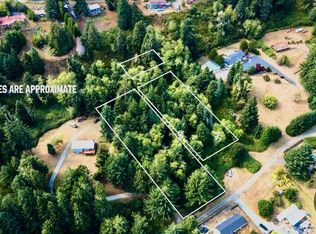 20th Ln, Coos Bay, OR 97420