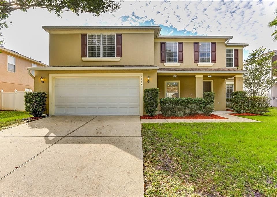 1st image of 3232 Amberley Park Cir