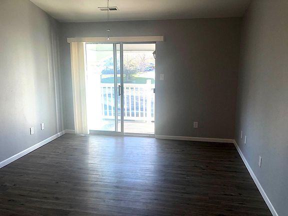 3rd image of 1912 Marine Terrace Dr