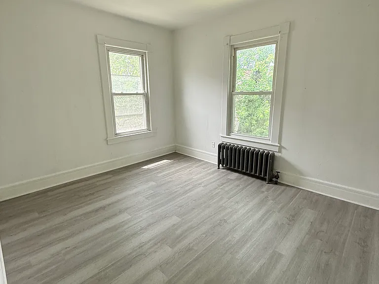 26 Huntington St #2 — Photo 2