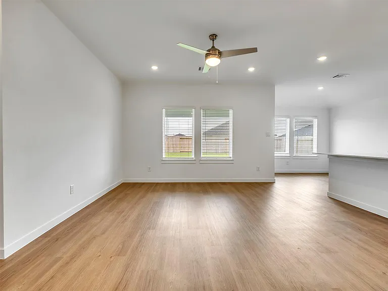 9011 Serene Haven Ln — Photo 15