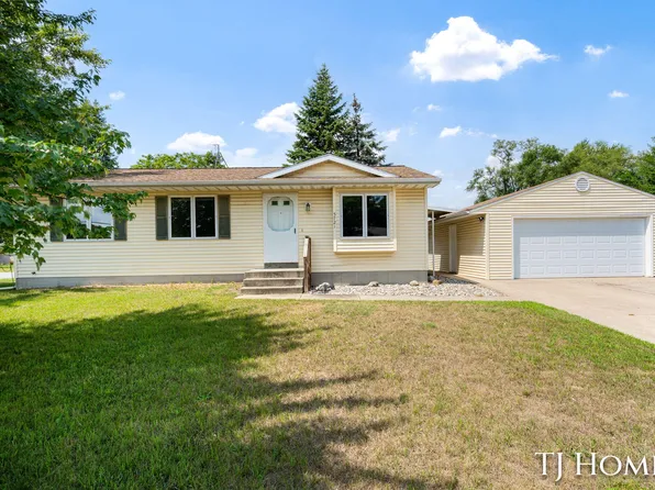 5721 Jefferson Ave SE, Kentwood, MI 49548
