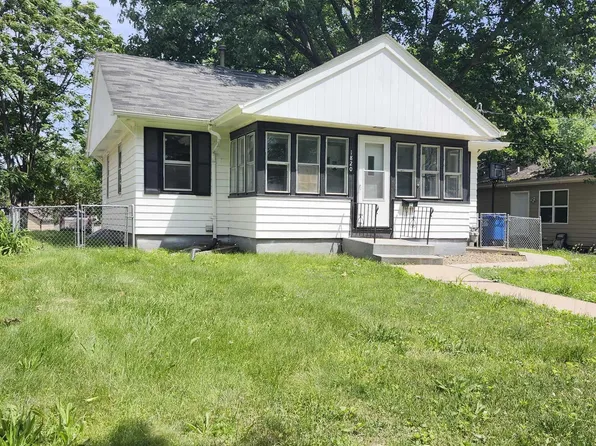 1820 Logan Ave, Des Moines, IA 50316