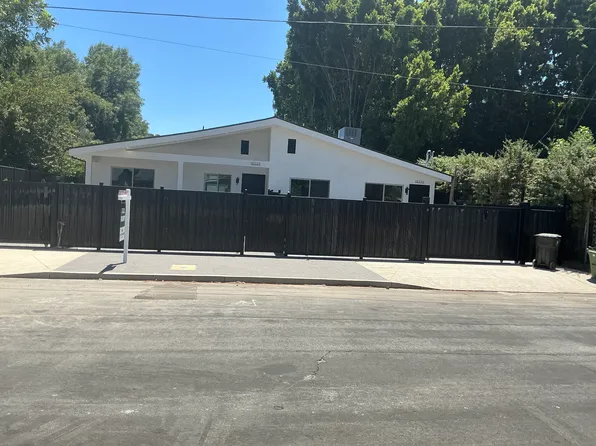 19228 Arminta St, Reseda, CA 91335