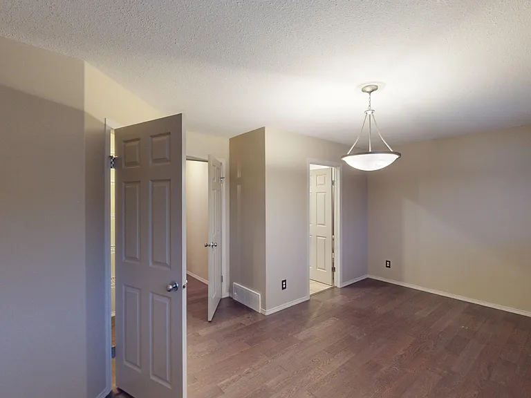 78 Edwards Dr SW — Photo 17