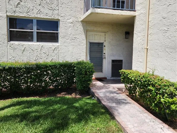 681 S Hollybrook Dr APT 110, Hollywood, FL 33025