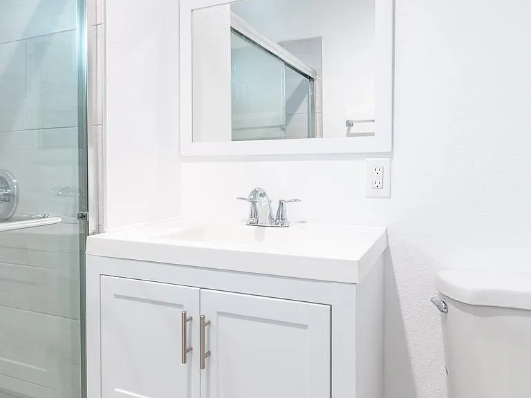 524 Linden Ave — Photo 15