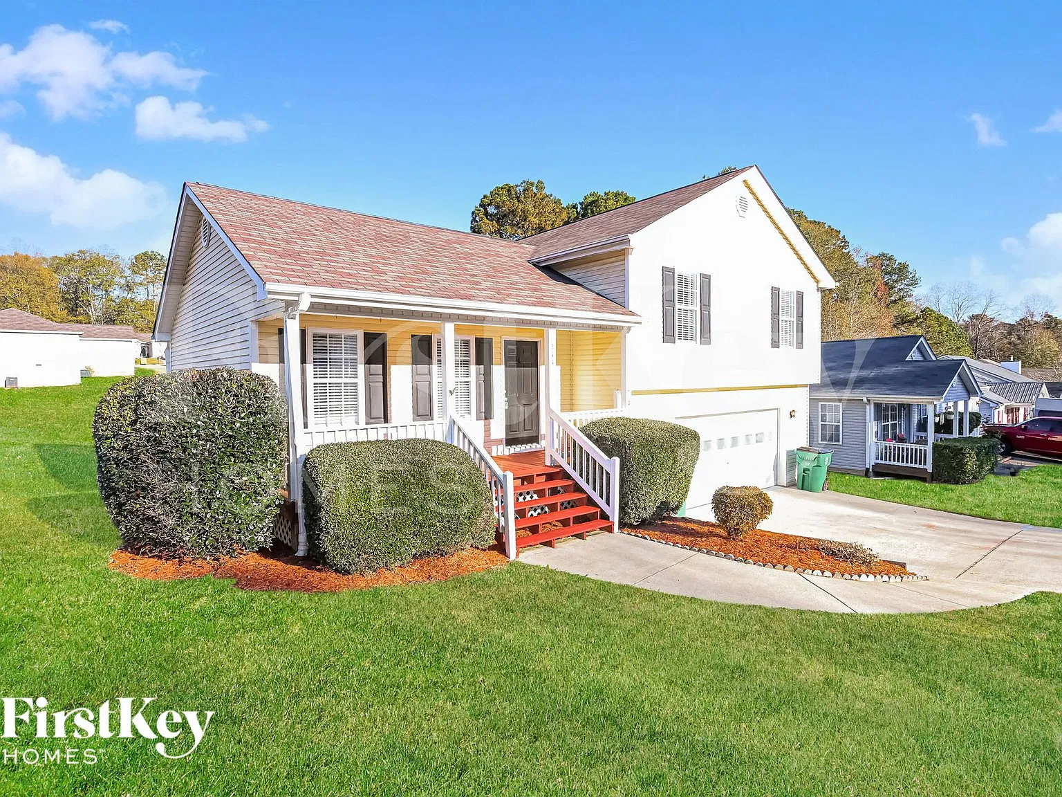 3 bed, 2.0 bath, 1268 sqft, $2,070 — Photo 2