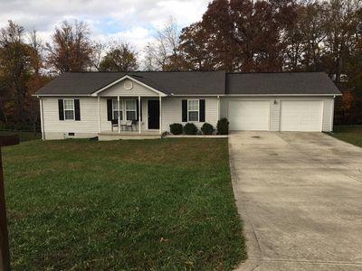146 Premier Dr, Crossville, TN, 38555