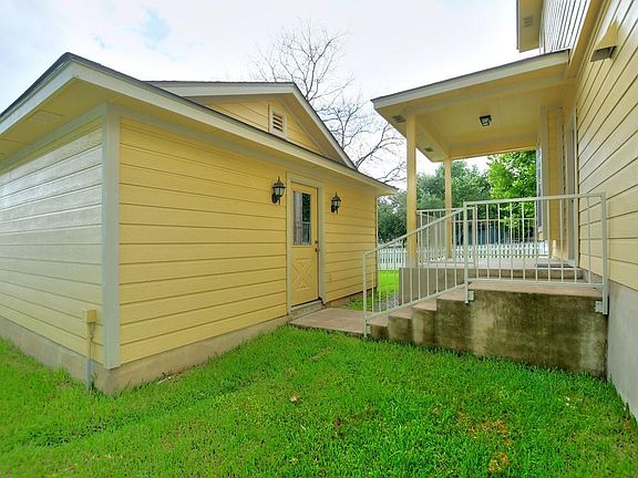 4th image of 1119 Peyton Pl