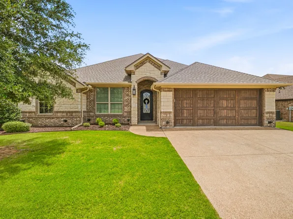 1010 Anna Cir, Granbury, TX 76048