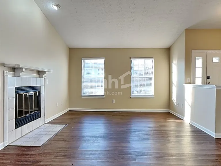 420 Randy Ln — Photo 5