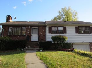 10 Adelaide Ter, West Milford, NJ 07480