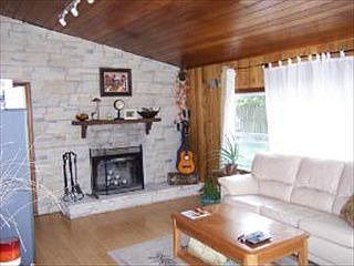 1st image of 1140 Nichols Ln