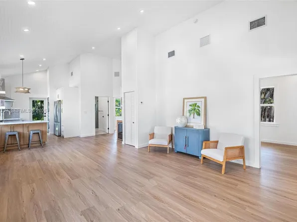 129 Florida Ave, Coral Gables, FL 33133