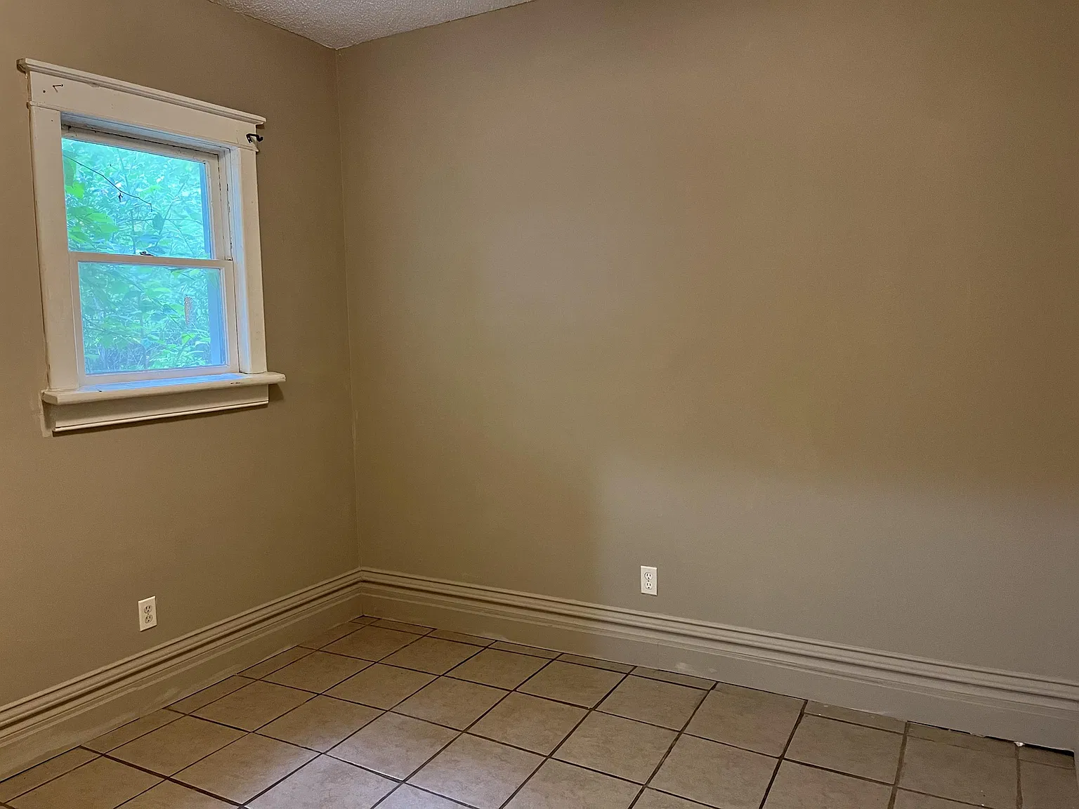 235 West Southern Avenue - 1 — Photo 4