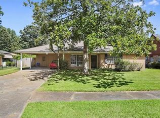 1046 Saint Scholastica Dr, Slidell, LA 70460