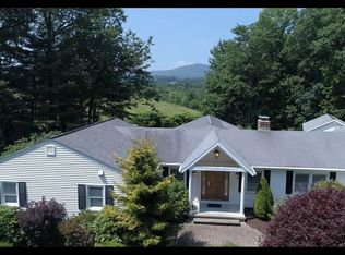 122 Loudville Rd, Easthampton, MA 01027