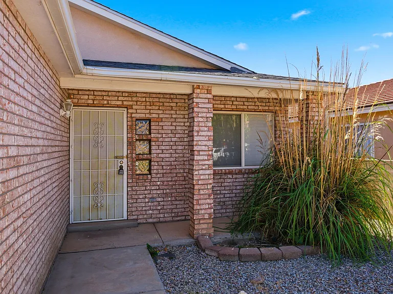 8319 Santa Clarita St NE — Photo 3