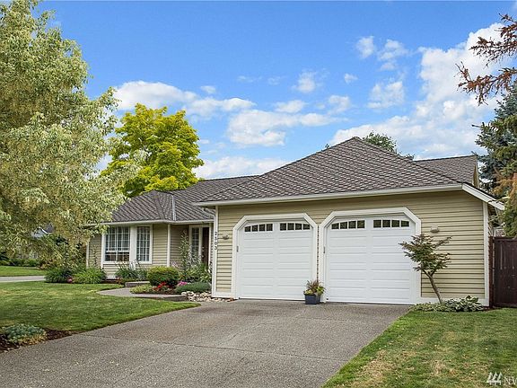 2nd image of 2503 238th Ct NE