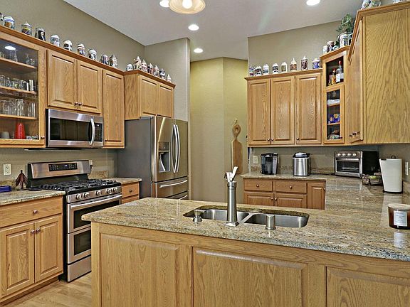 3rd image of 867 River Ridge CIRCLE
