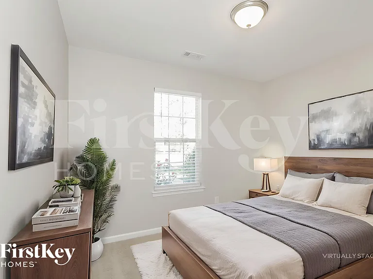5716 Henderson Oaks Dr — Photo 14