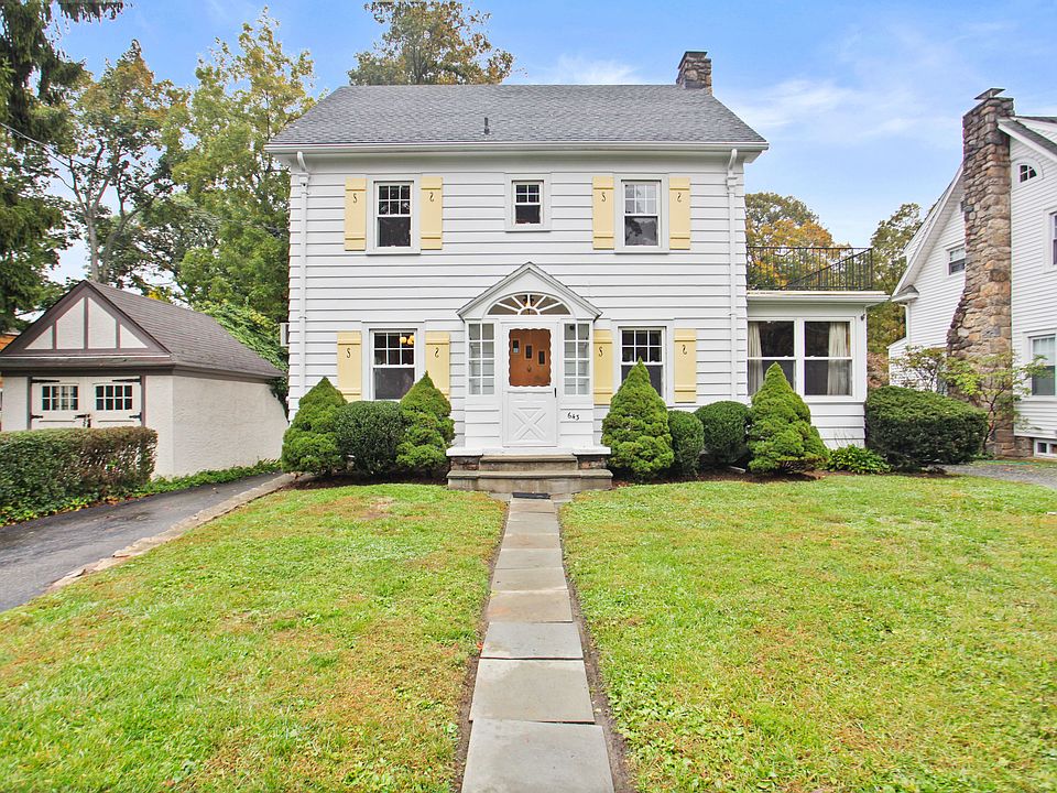 643 Harold St Mamaroneck NY-print-028-028-028-4200x2800-300dpi.jpg