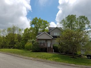 34 Driftwood Ct, Taylorsville, KY 40071